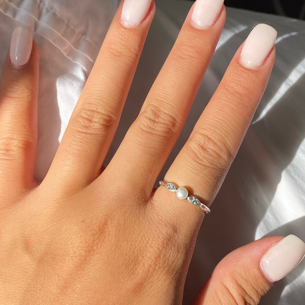 pandora pearl ring size 7